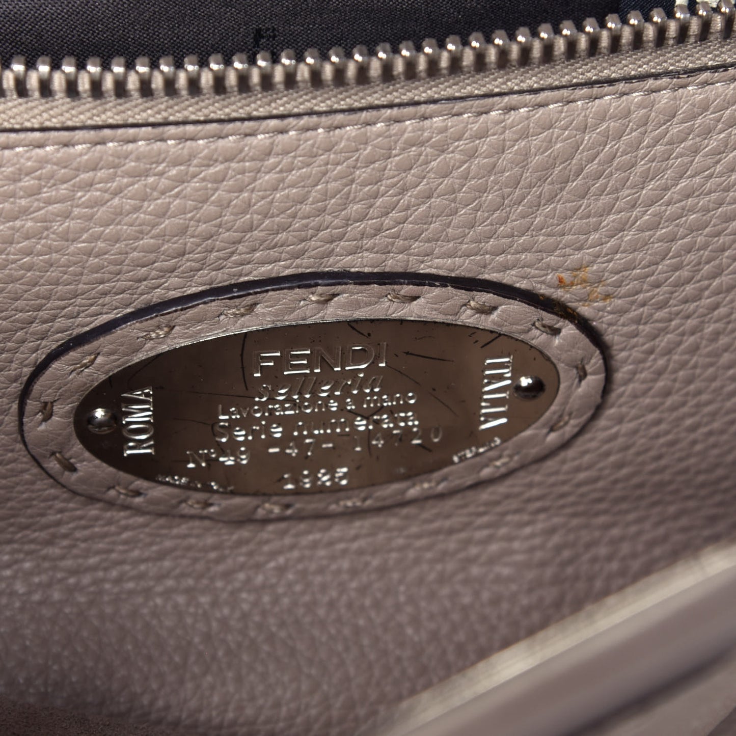 Cuoio Romano Selleria Medium Peekaboo Iconic Satchel Corda