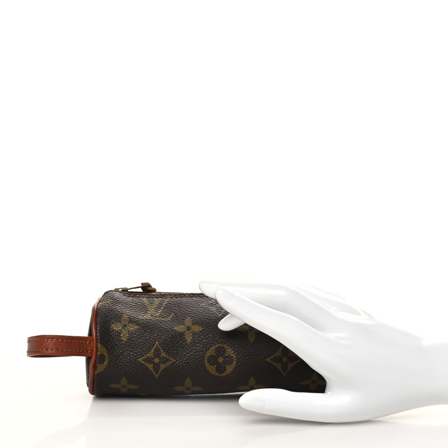 Louis Vuitton Monogram Trousse Ronde 16 Makeup Case 2 of 6