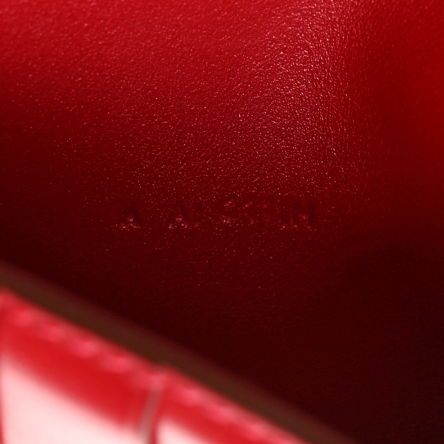 Tadelakt Kelly Medium Wallet Rouge Vif