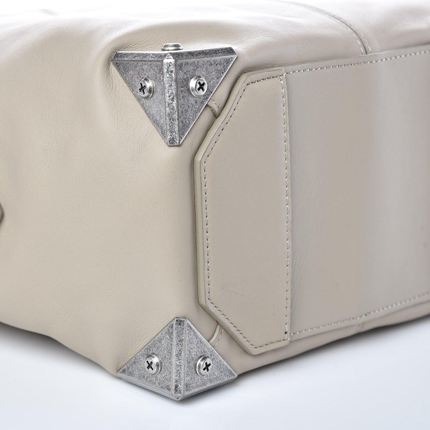 Pebbled Calfskin Large Emile Beige