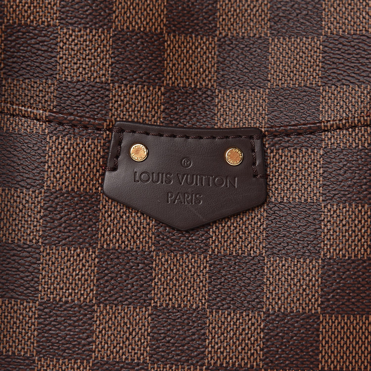 Louis Vuitton Damier Ebene South Bank Besace 8 of 11