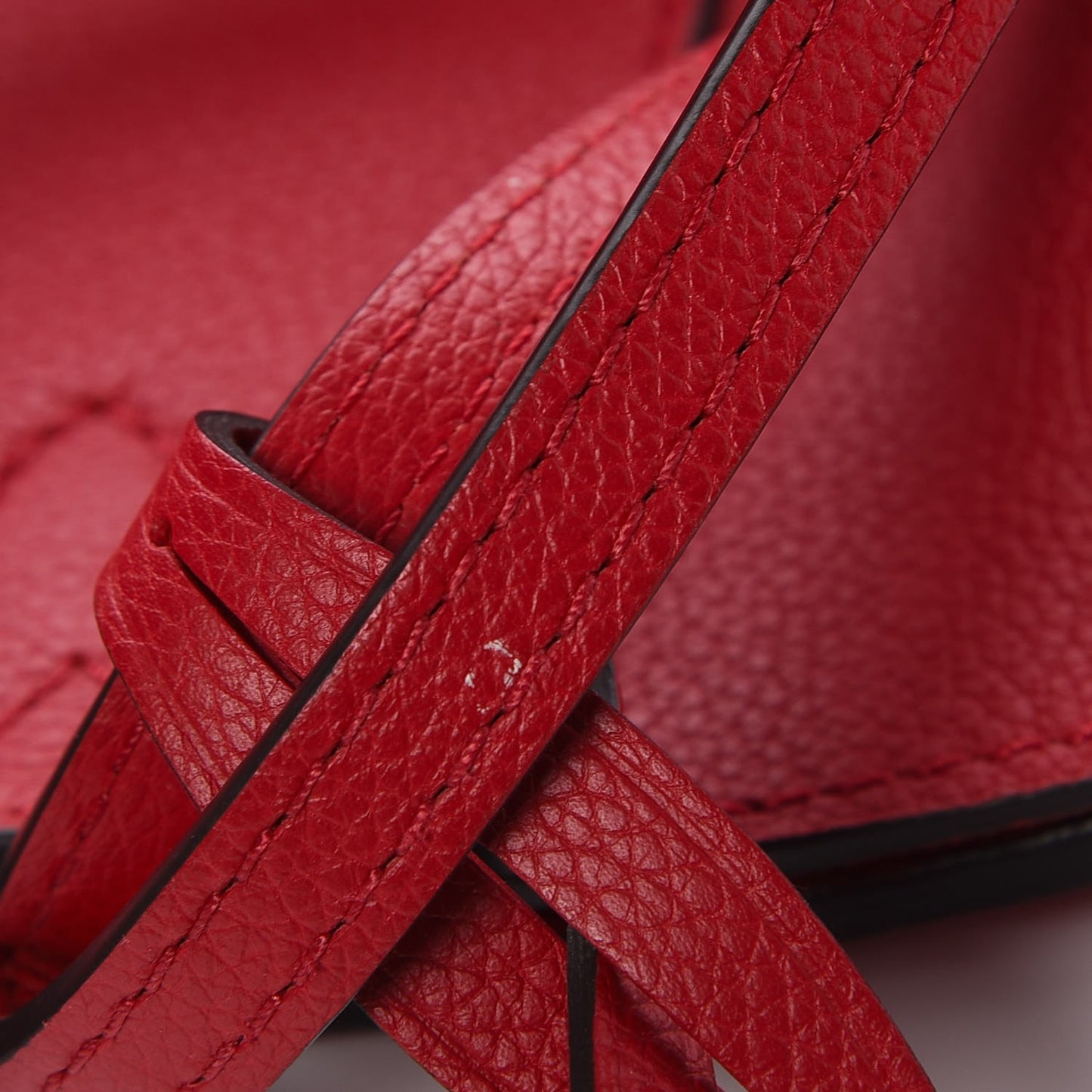 Calfskin Lockme Cabas Rubis