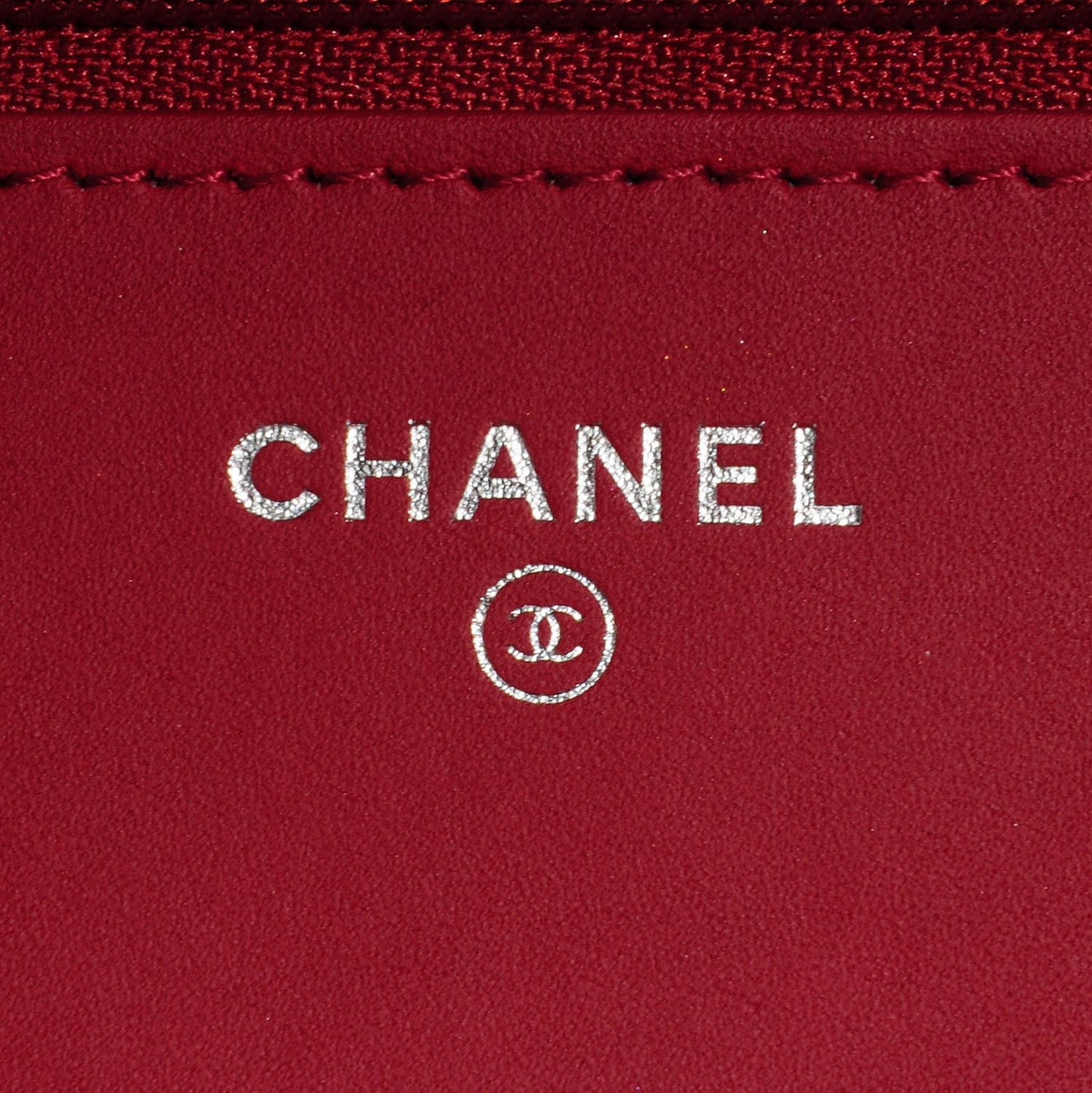 Caviar Quilted Boy Wallet On Chain WOC Red
