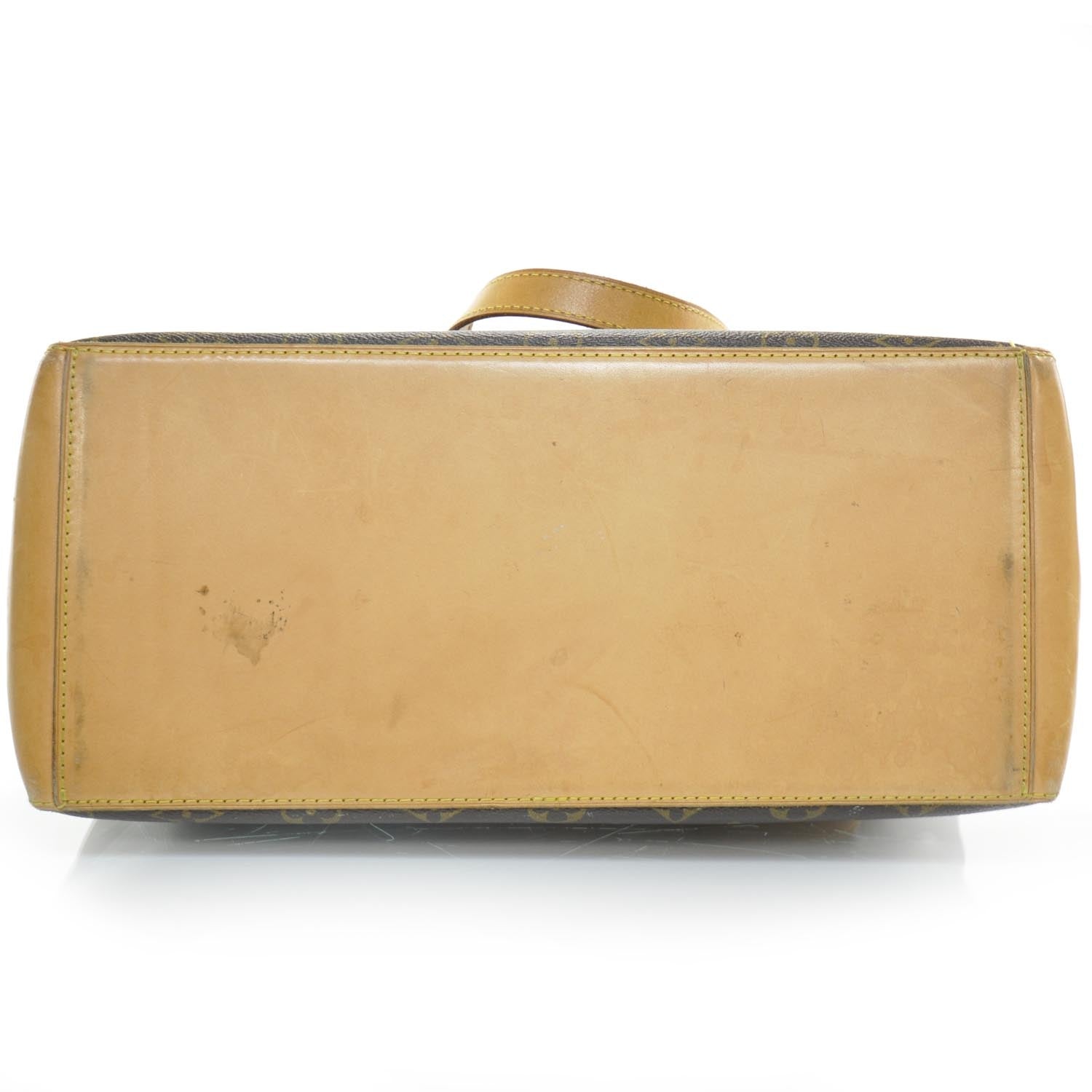 Louis Vuitton Monogram Cabas Mezzo 5 of 8