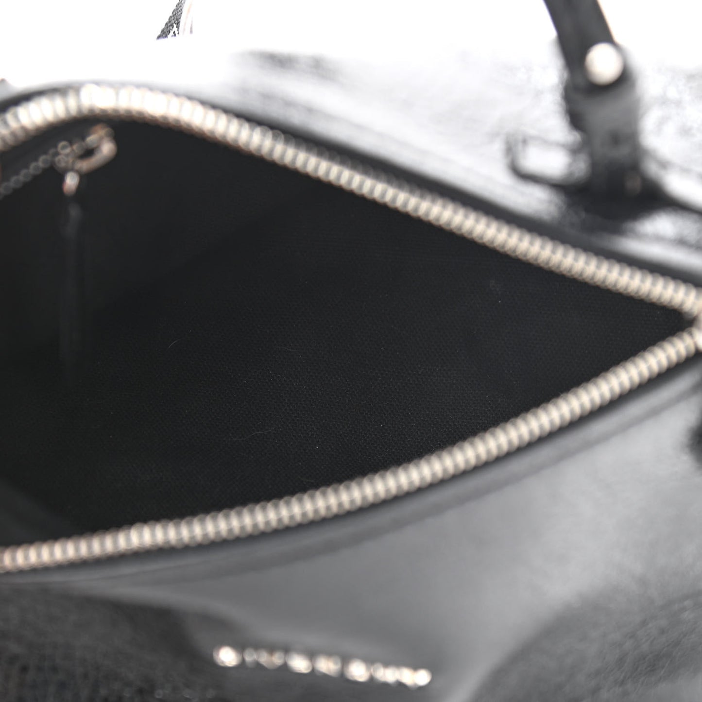 Crackled Patent 4G Small Pandora Black