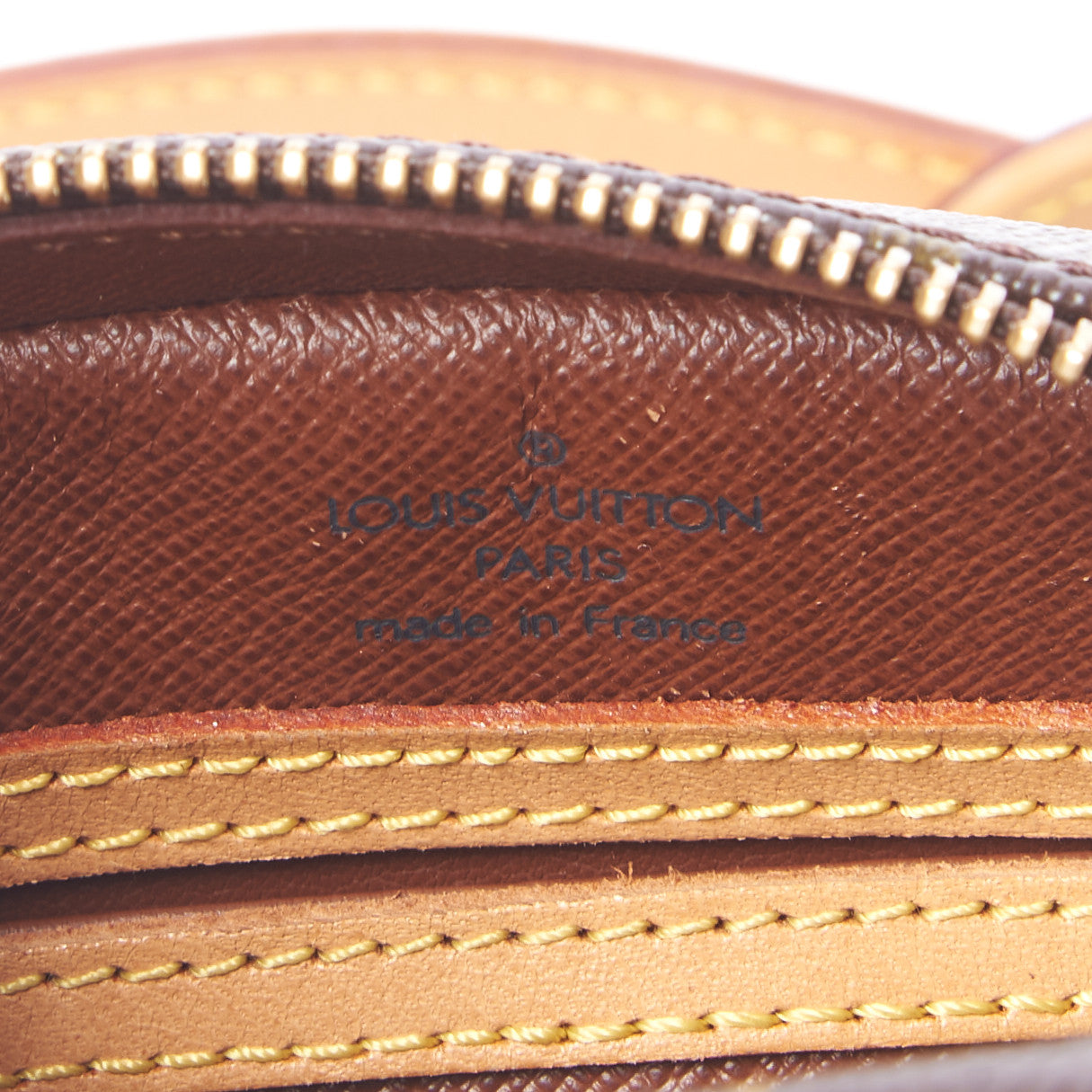 Louis Vuitton Monogram Blois 8 of 8