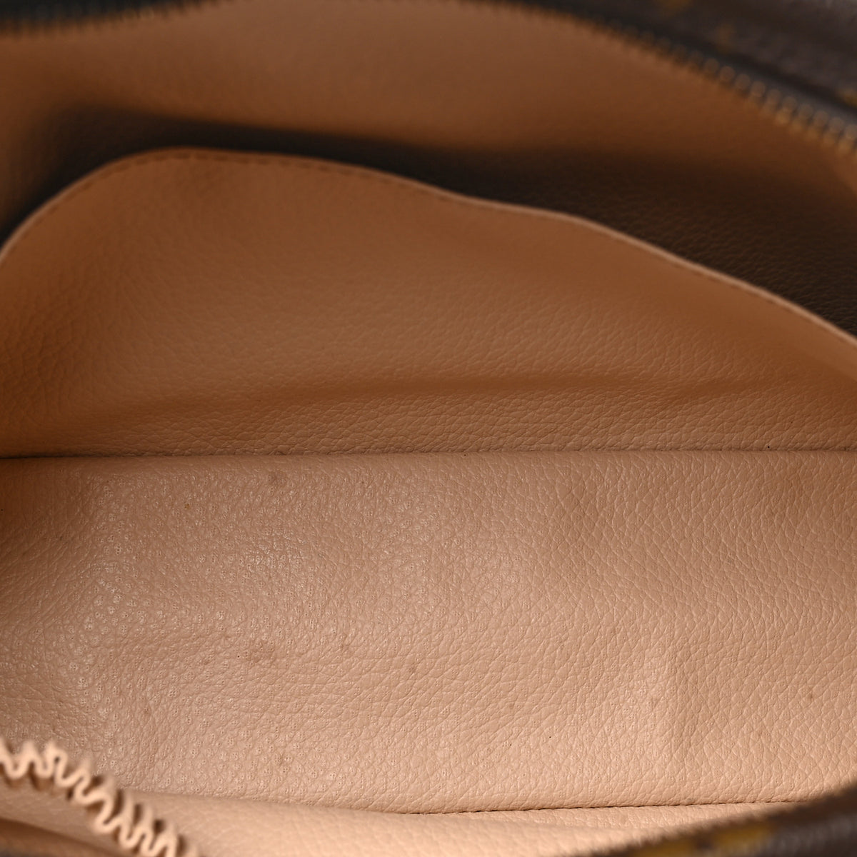 Louis Vuitton Monogram Trousse Toilette 28 5 of 6