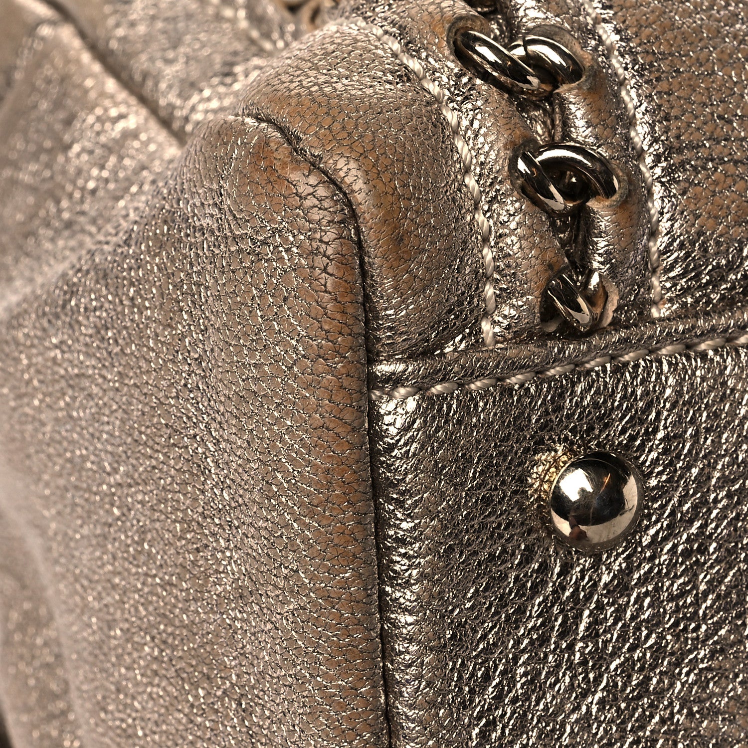 Chanel Metallic Goatskin Large Luxe Ligne Bowler Gold 10 of 15