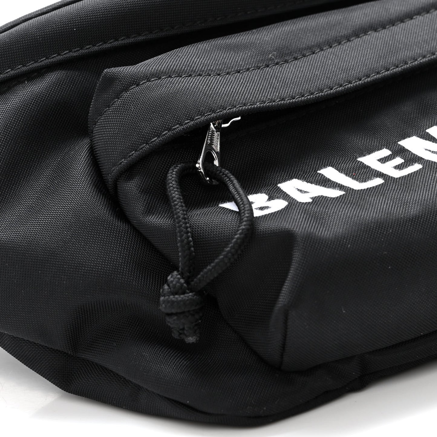Sport Nylon Logo Embroidered Wheel Beltpack Black