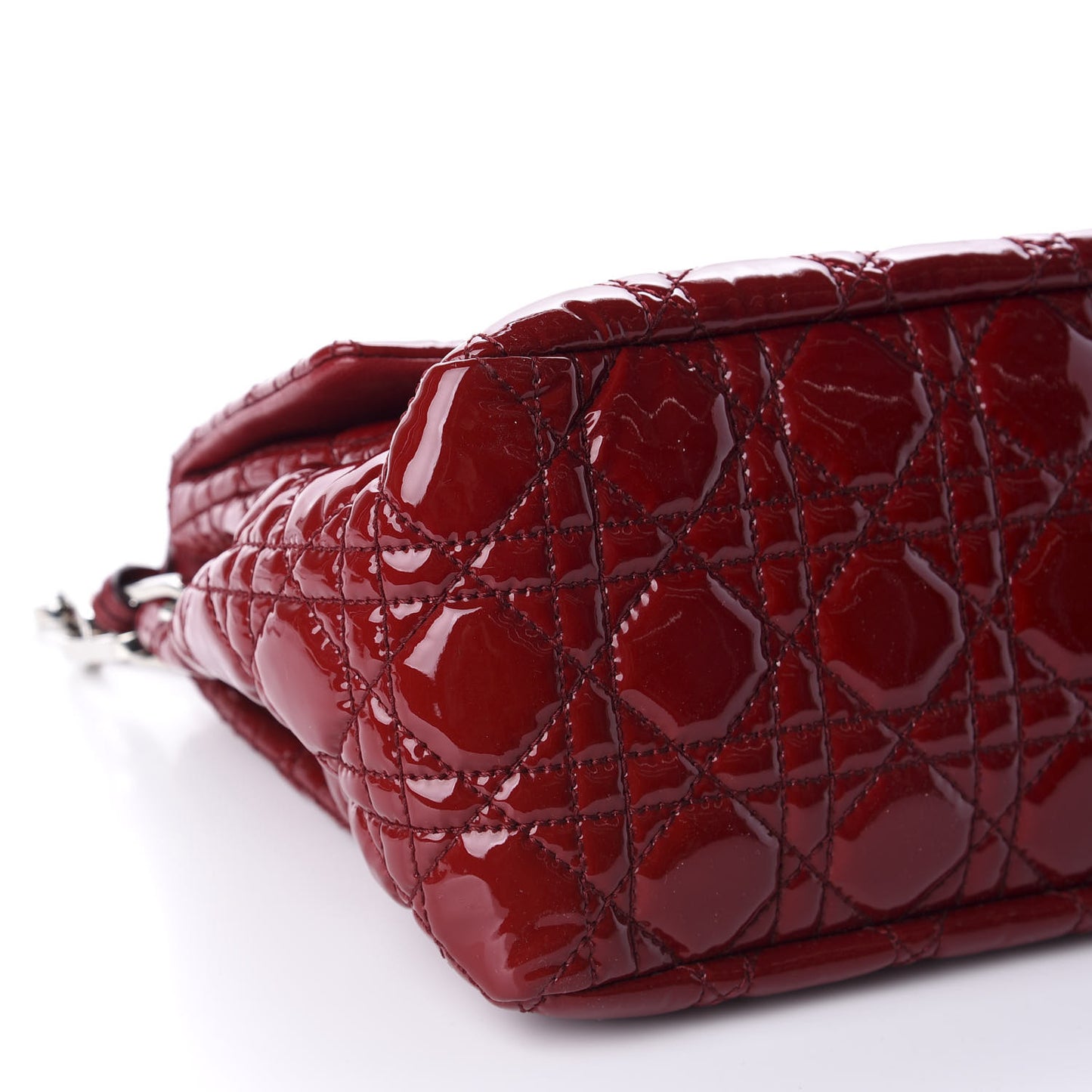 Patent Cannage New Lock Flap Red
