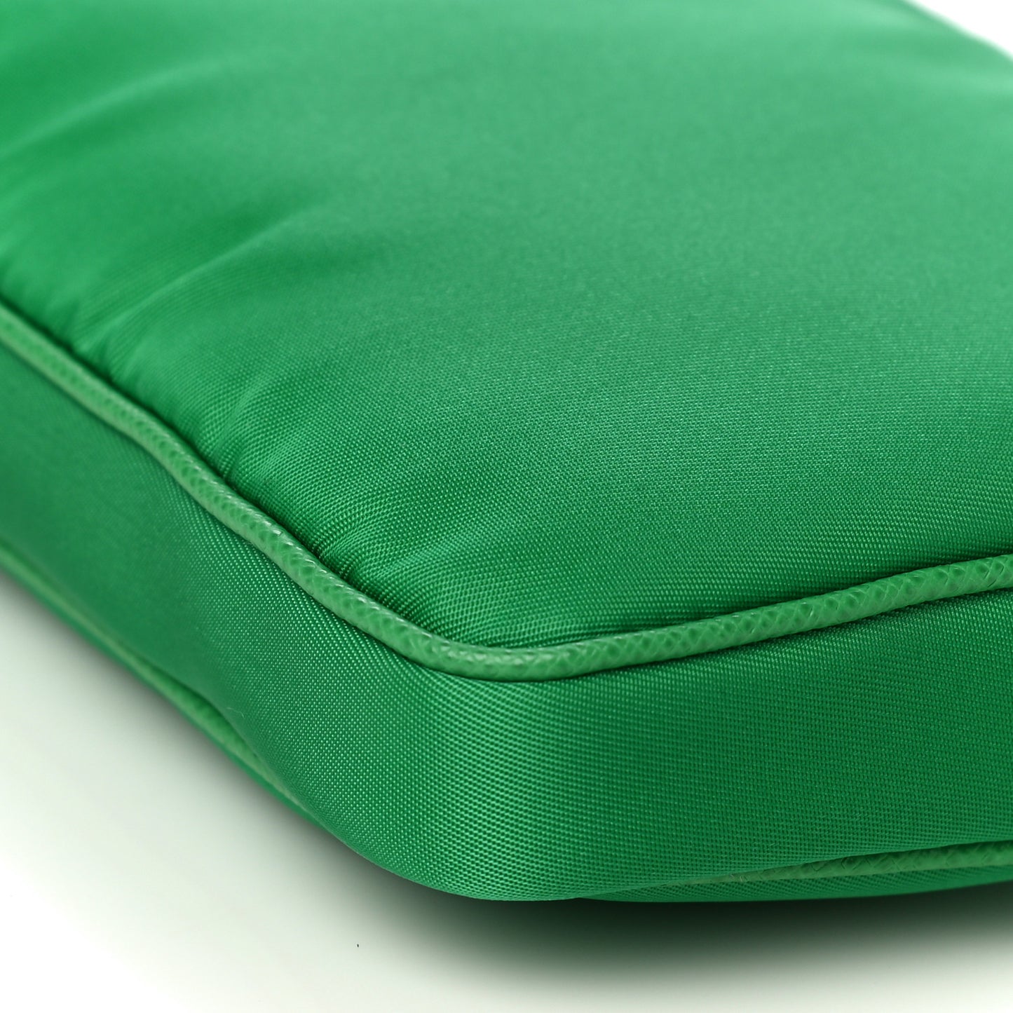 Tessuto Nylon Phone Case Crossbody Bag Menta