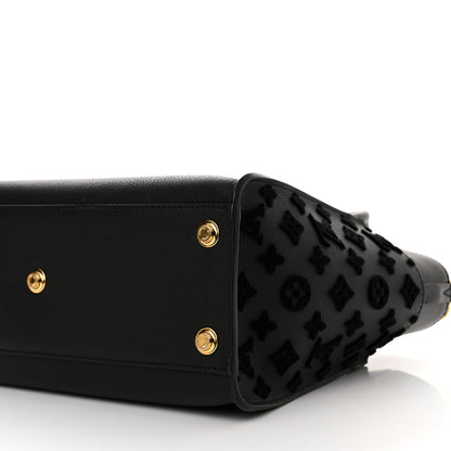 Louis Vuitton Calfskin Monogram Tufting On My Side Black 9 of 10