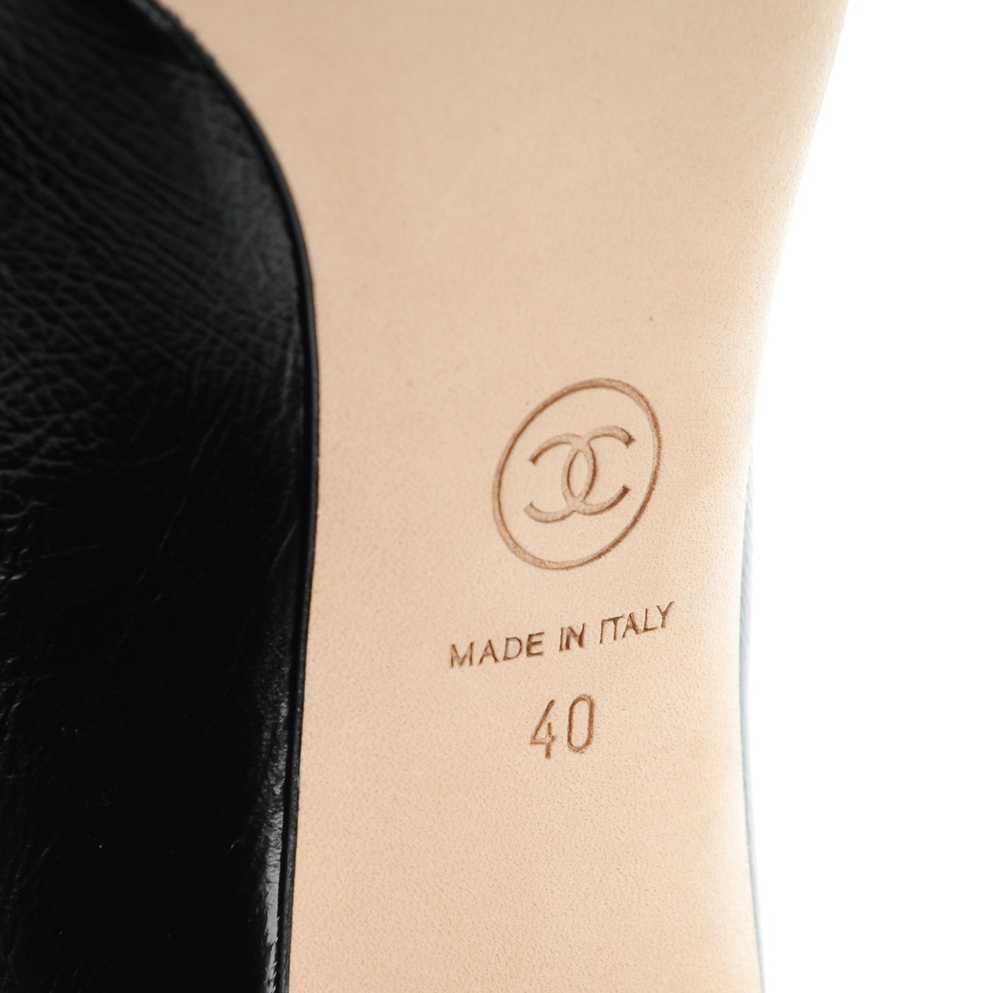 Crumpled Calfskin Patent Cap Toe CC Pumps 40 Black