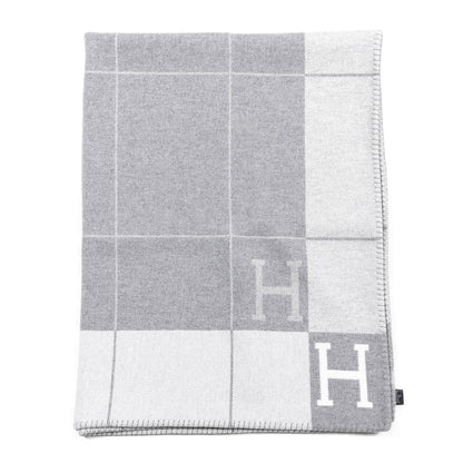 Hermes Wool Cashmere Avalon III Blanket Ecru Gris Clair 2 of 3
