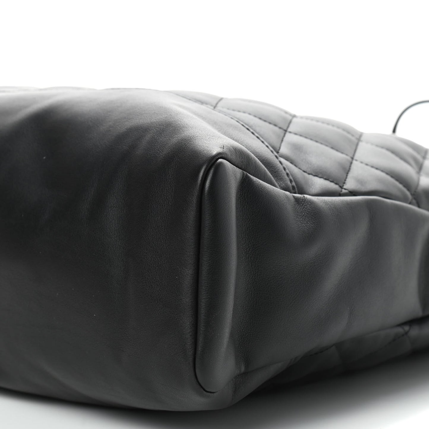 Lambskin Quilted Large 31 Shopping Bag Black