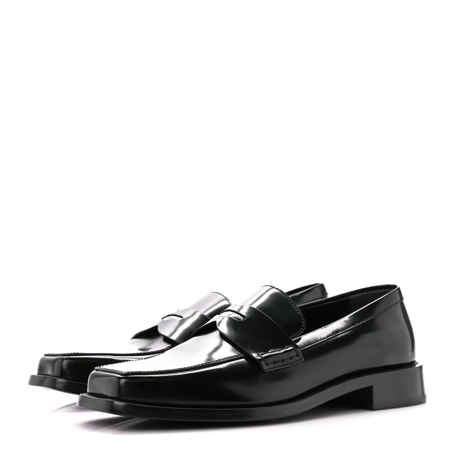 Glazed Calfskin Connelly Flat Loafer 39 Black