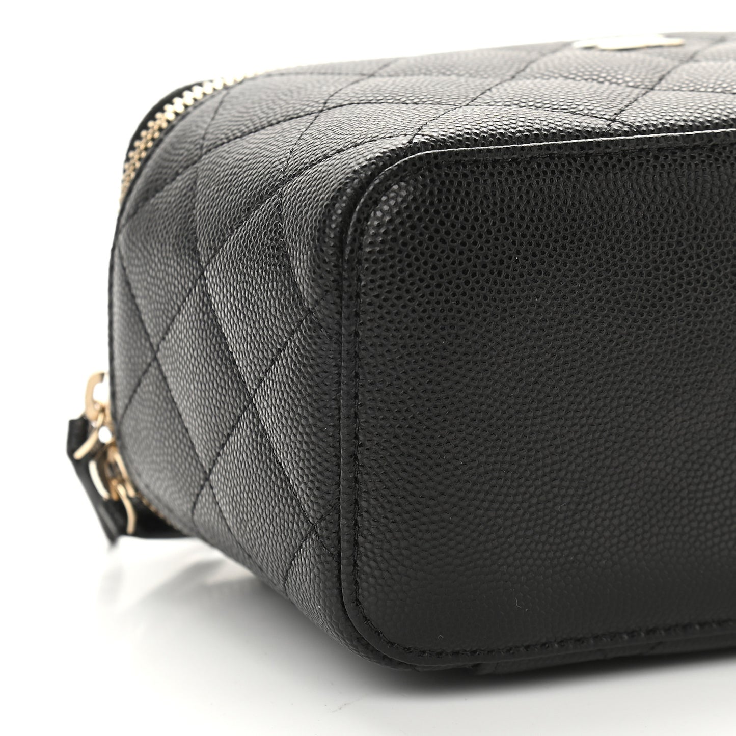 Caviar Quilted Small Vanity Case With Chain Black