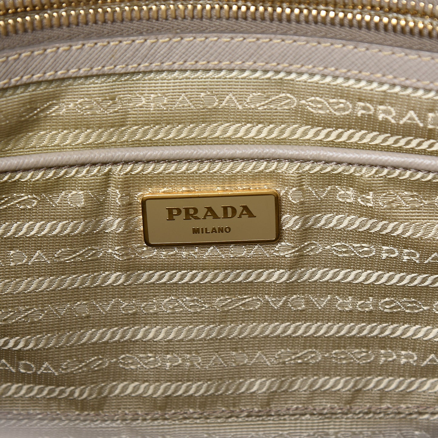 Saffiano Lux Large Tote Pomice