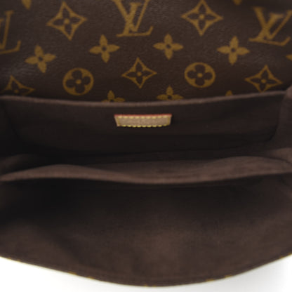 Louis Vuitton Monogram Pochette Metis 4 of 9