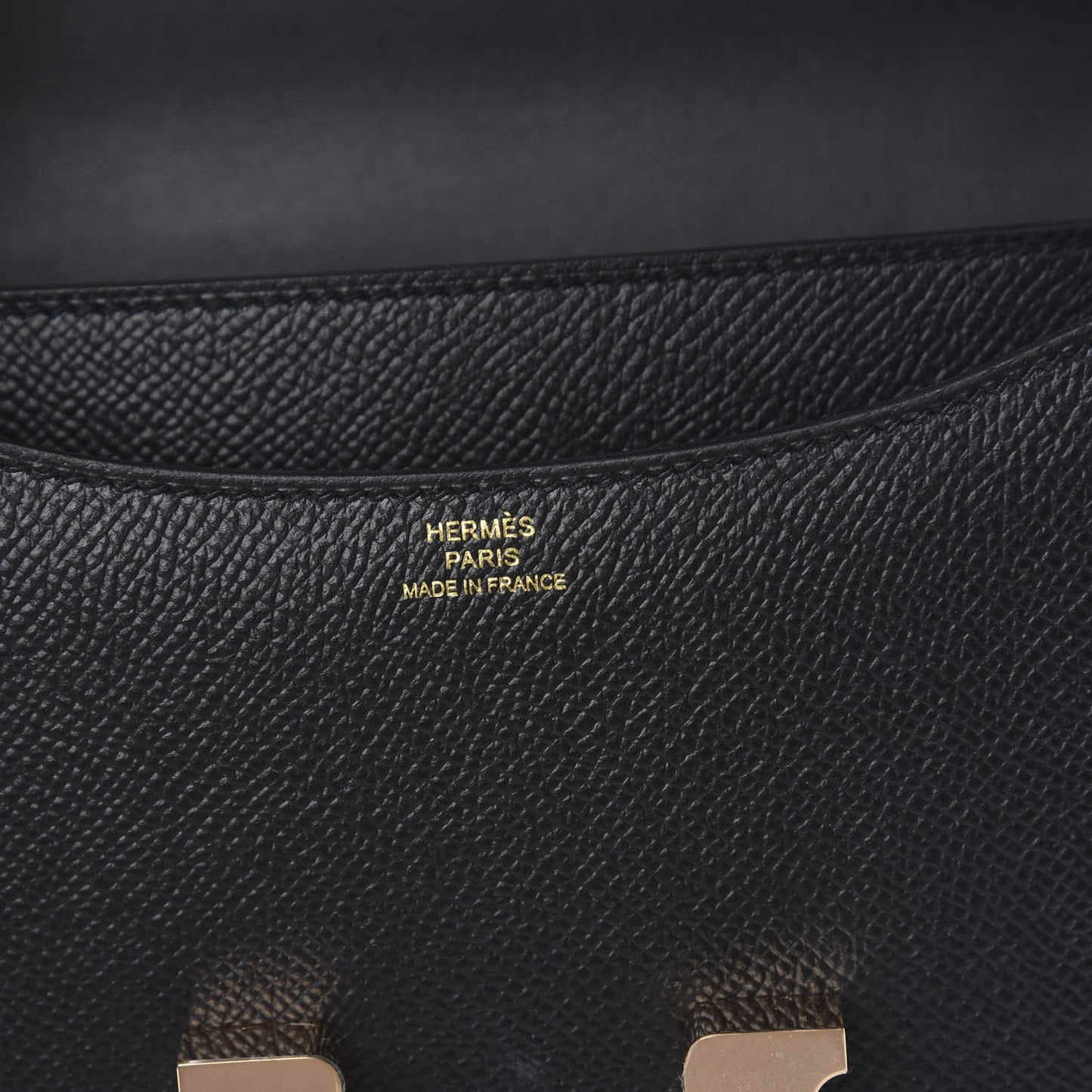 Epsom Constance 18 Black