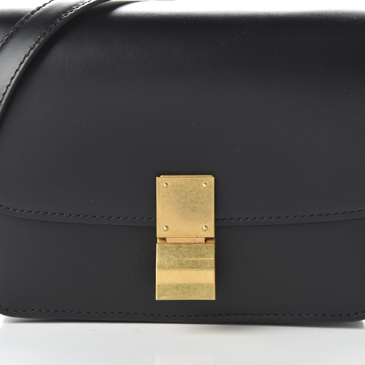 Box Calfskin Small Classic Box Flap Bag Black