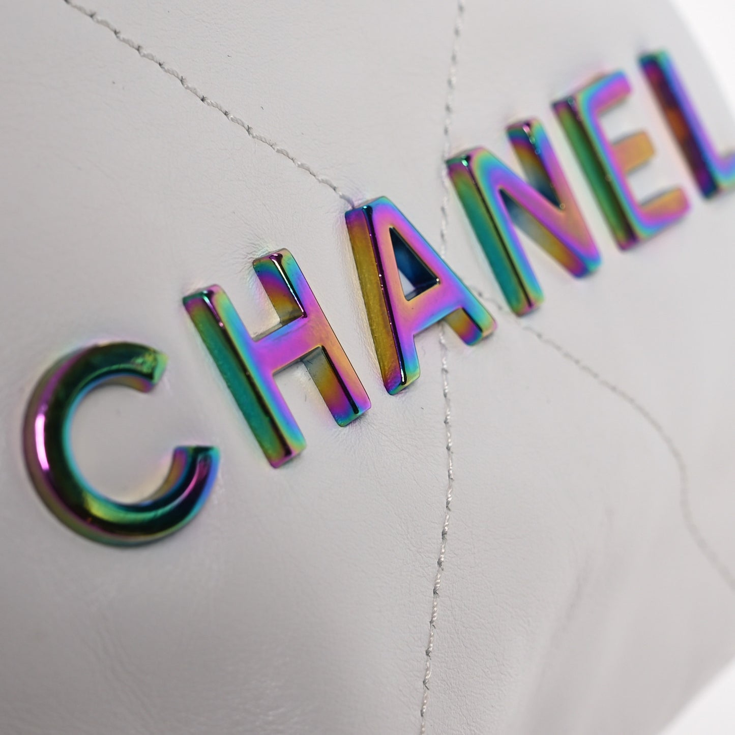 Shiny Calfskin Quilted Rainbow Mini Chanel 22 White