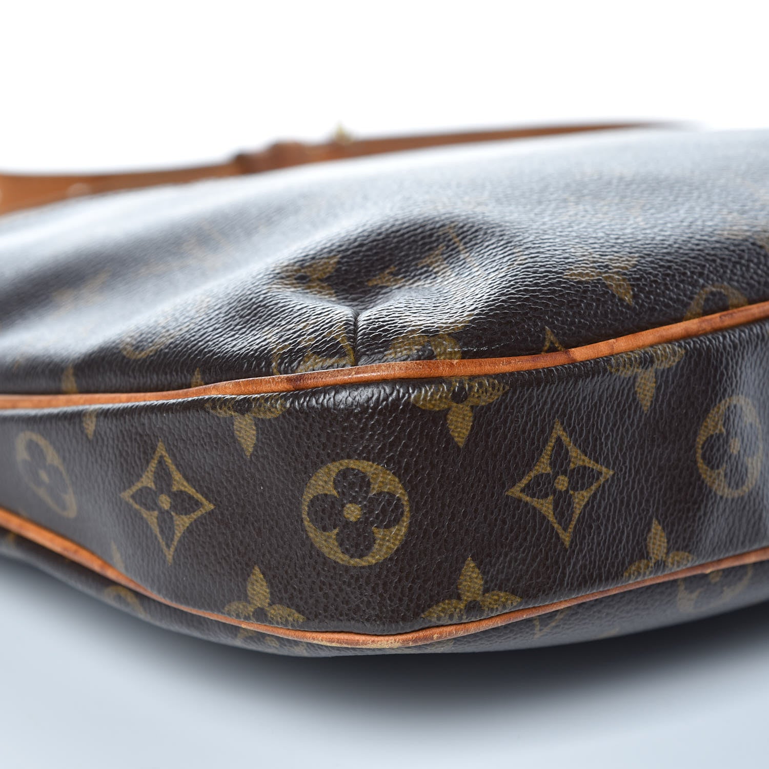 Louis Vuitton Monogram Odeon PM 7 of 14