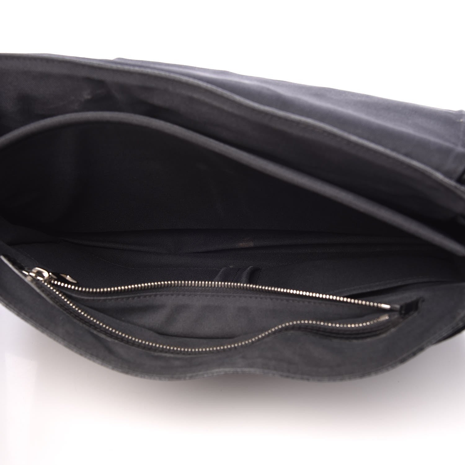 Louis Vuitton Damier Graphite District GM 5 of 15