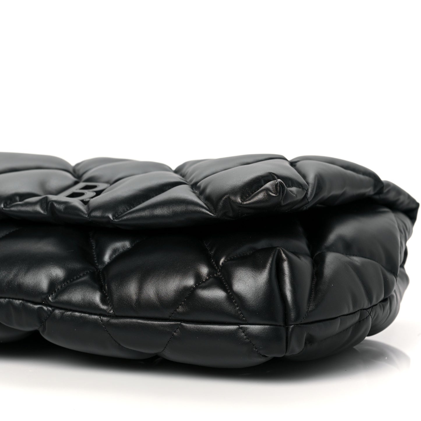 Nappa Calfskin Quilted Touch B Clutch Bag Black