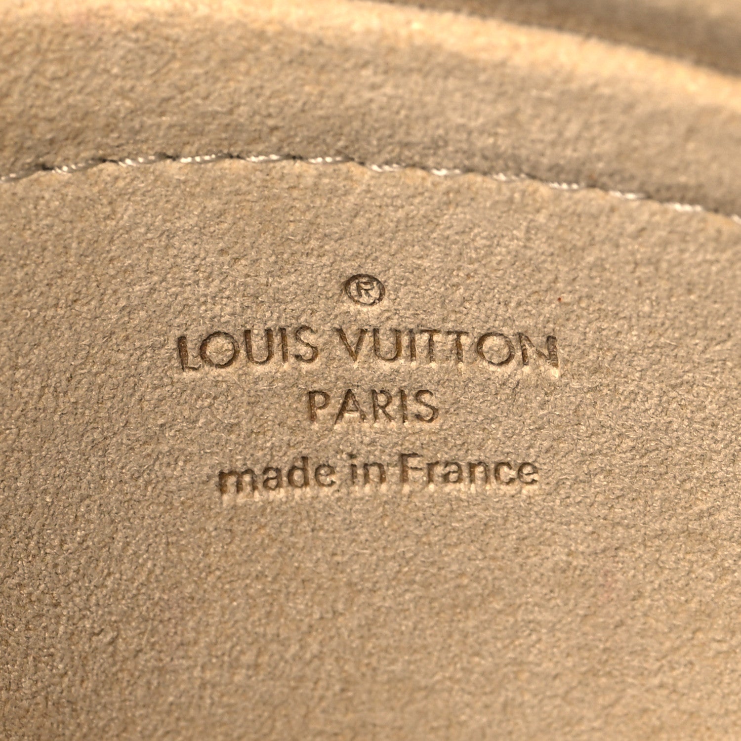 Louis Vuitton Monogram Pochette Milla MM 6 of 10