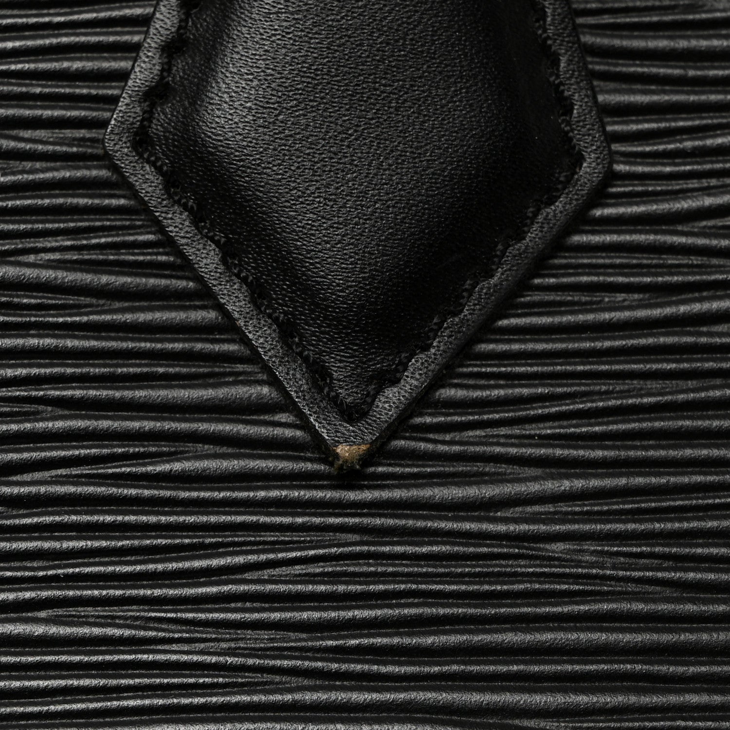 Louis Vuitton Epi Alma PM Black 12 of 12