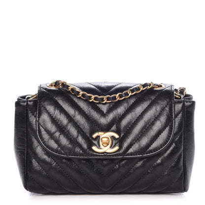 Chanel Glazed Calfskin Chevron Quilted Small Hampton Flap Black 1 of 8