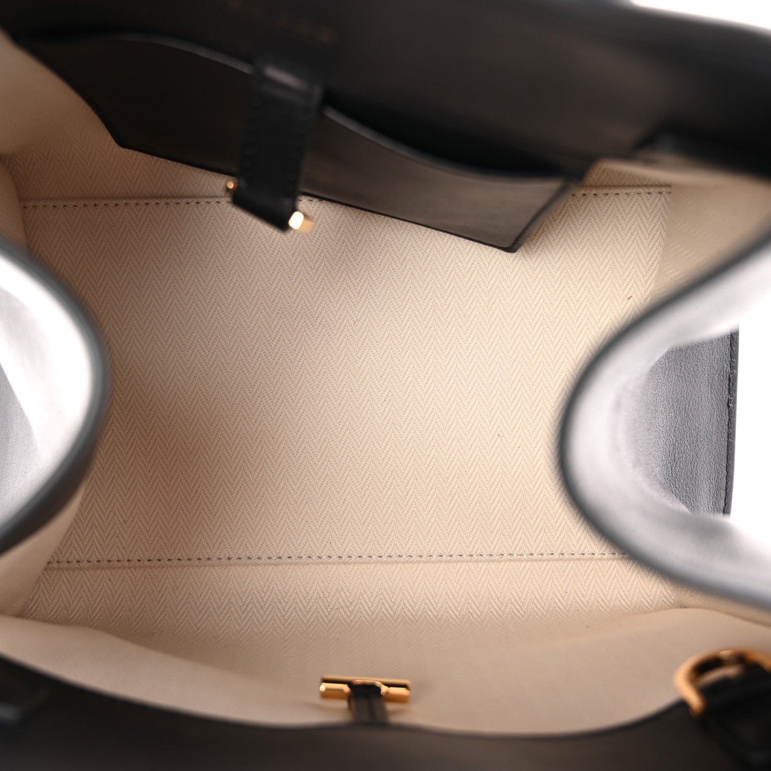 The Row Polished Saddle Calfskin Soft Margaux 10 Bag Black 5 of 9