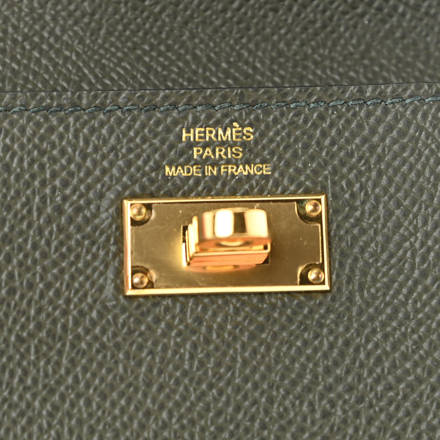 Epsom Kelly Pocket Compact Wallet Vert De Gris
