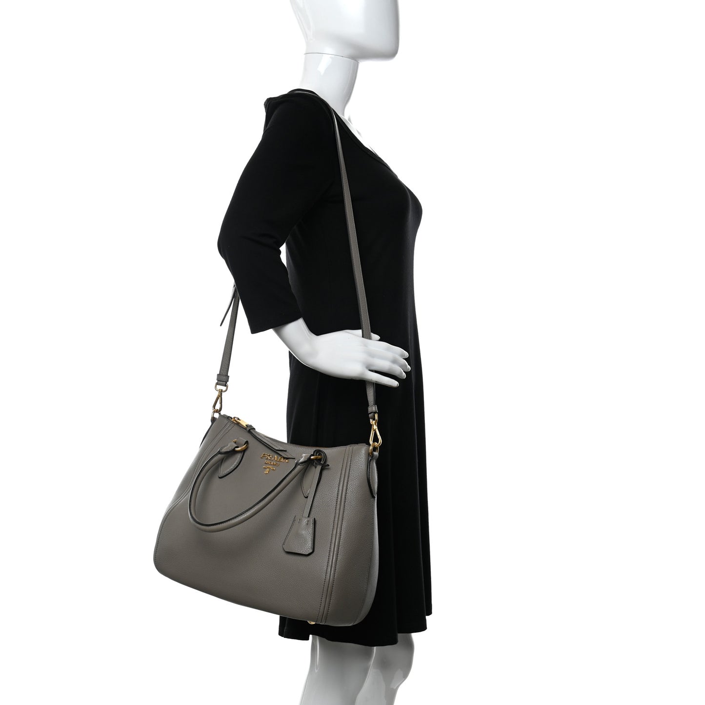 Vitello Phenix Shoulder Bag Argilla