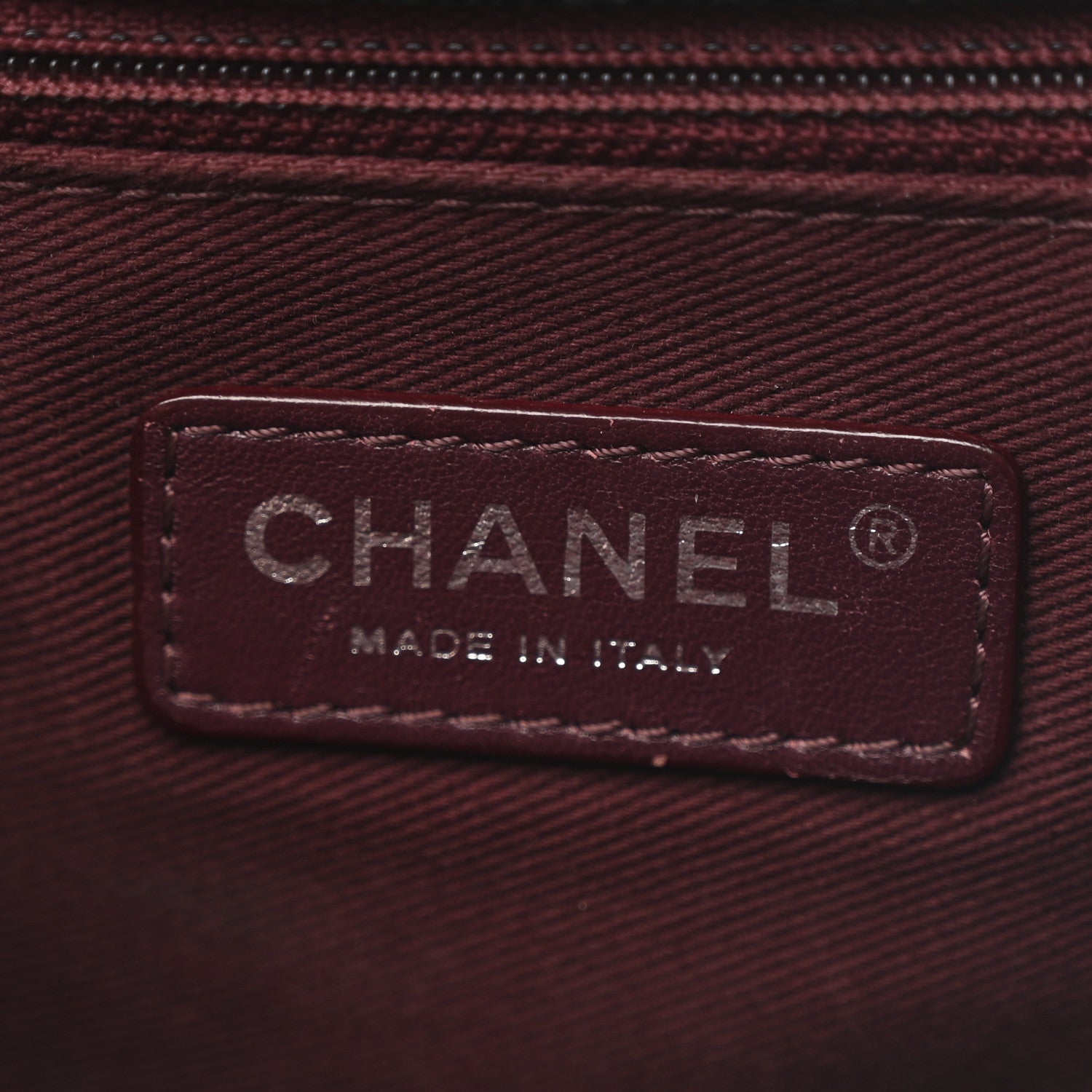 Chanel Crumpled Grained Calfskin Jumbo CC Crave Flap Black 6 of 11