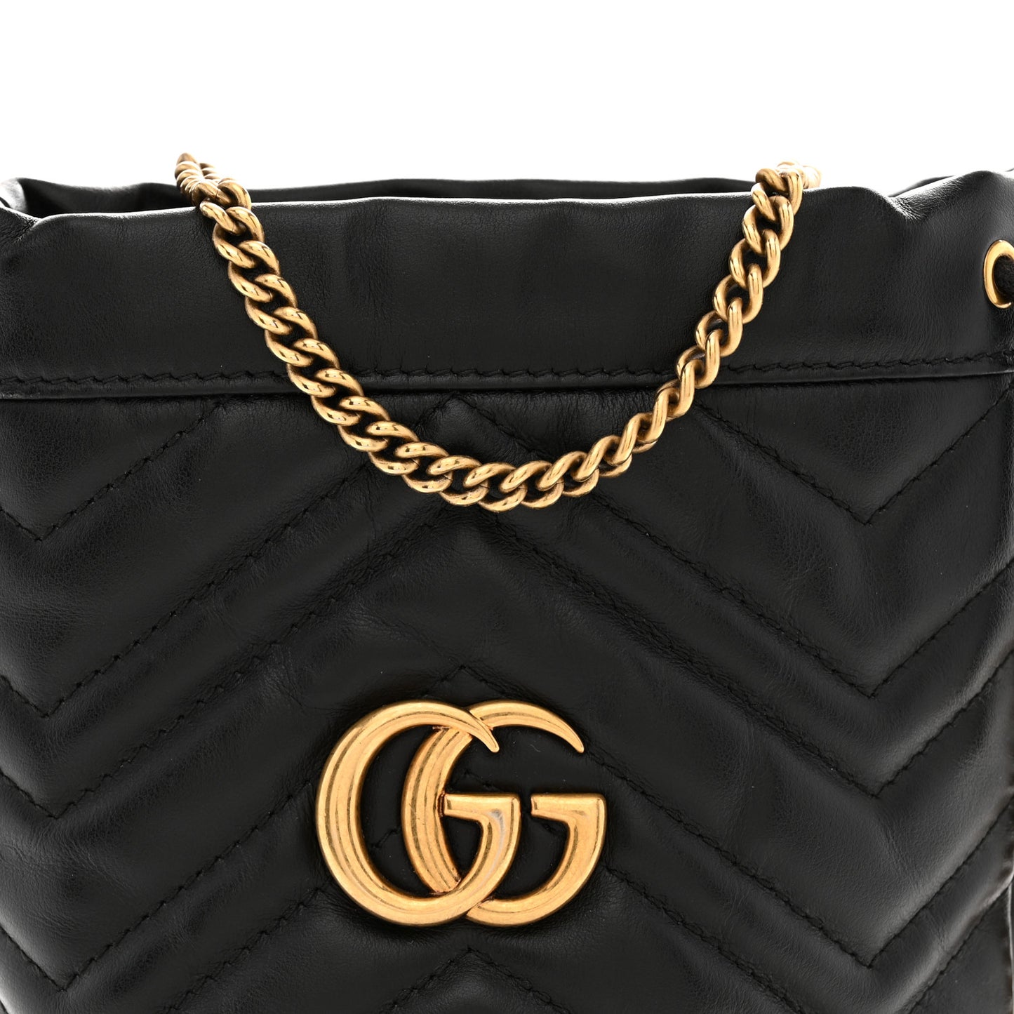 Calfskin Matelasse Mini GG Marmont 2.0 Bucket Bag Black
