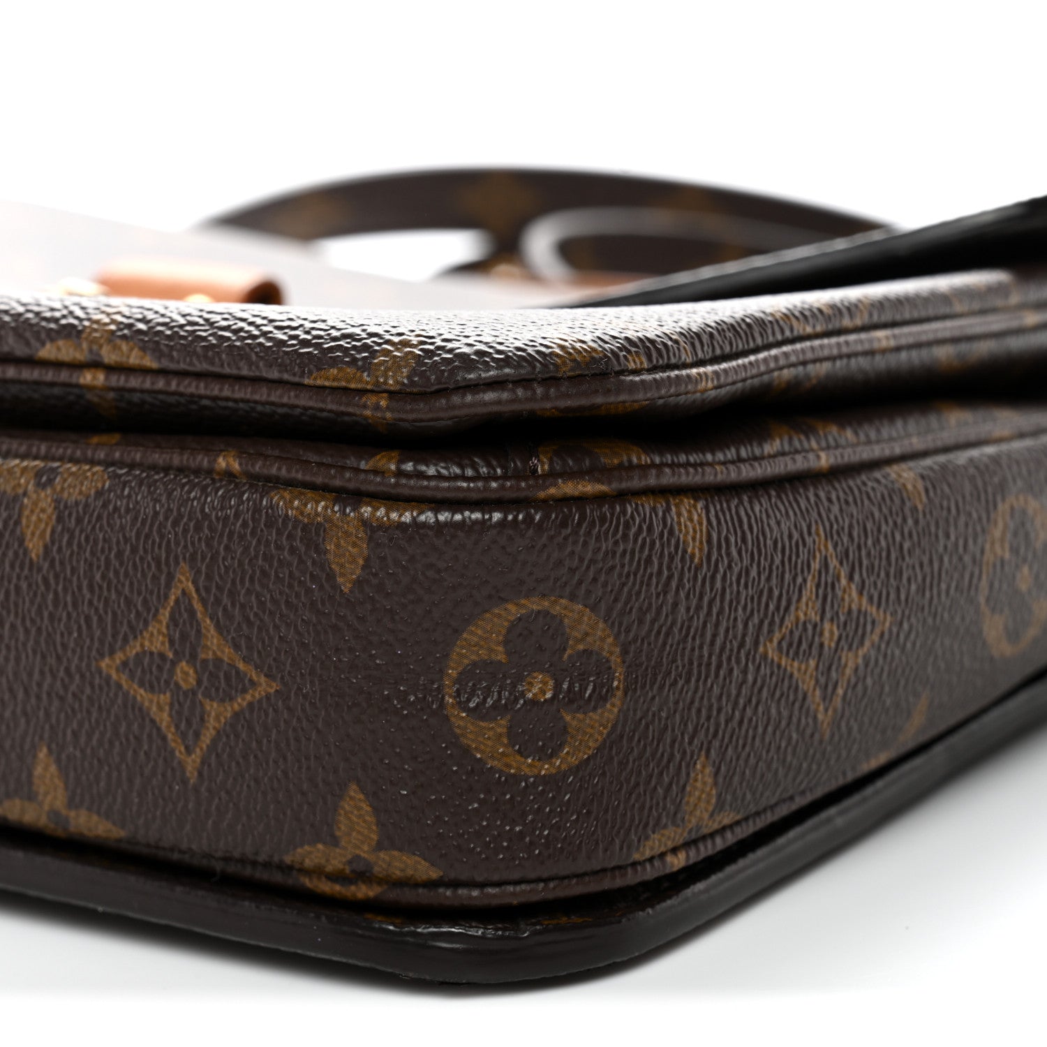Louis Vuitton Monogram Pochette Metis 9 of 17