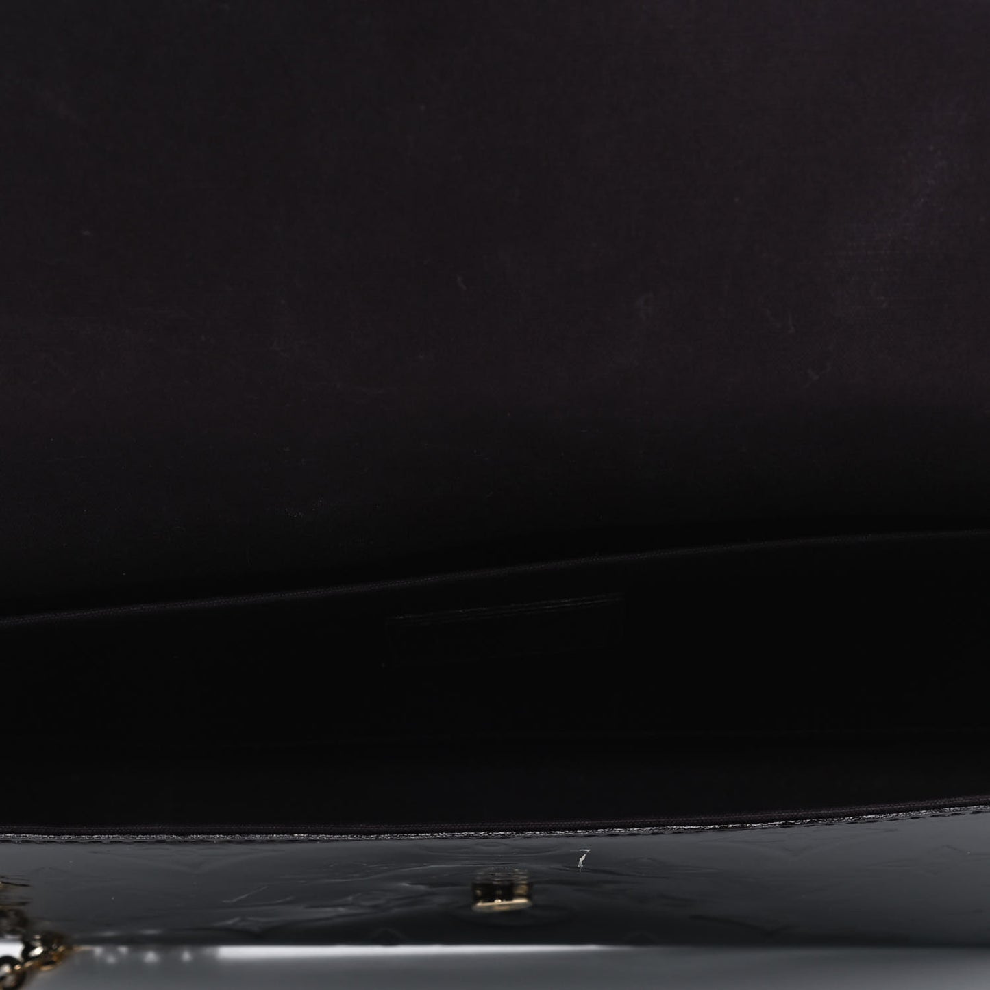 Vernis Pochette Felicie Chain Wallet Amarante