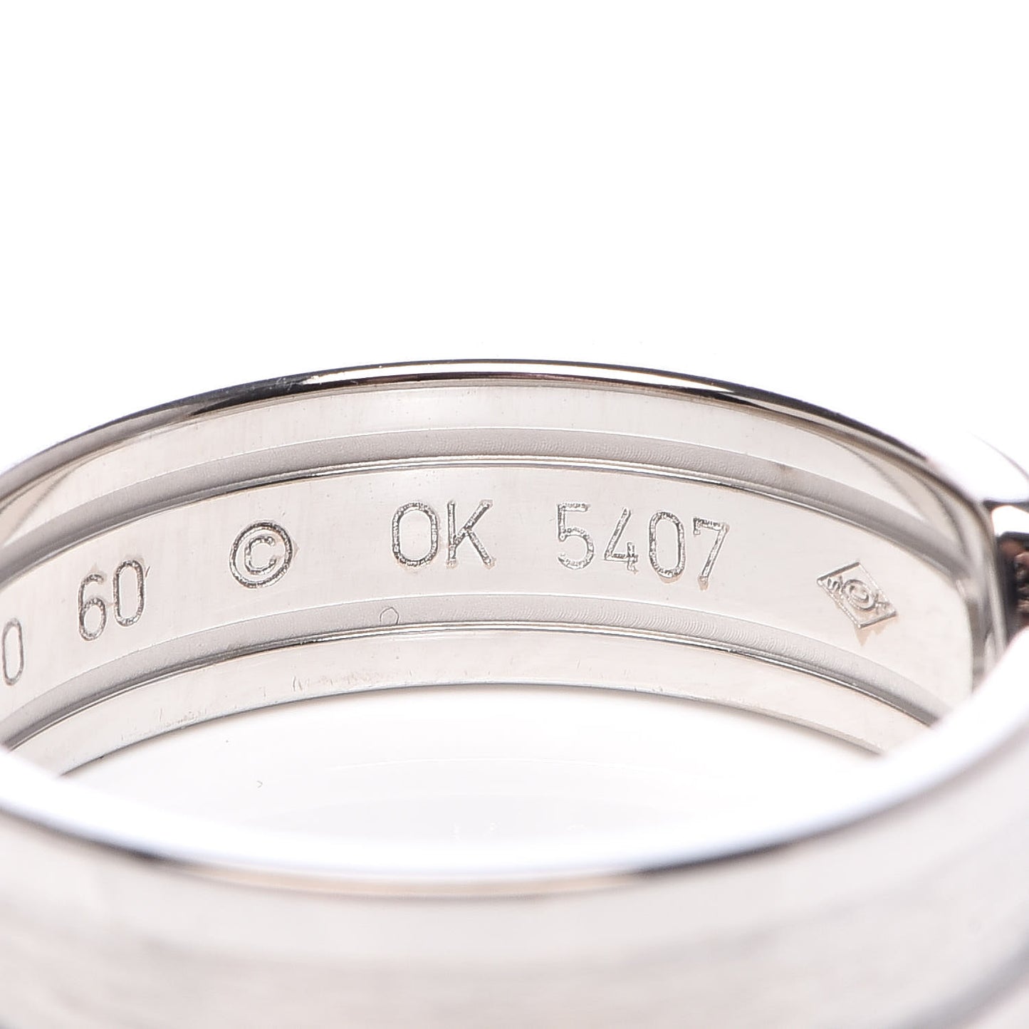 18K White Gold Diamond 6.5mm Logo De Ring 60 9