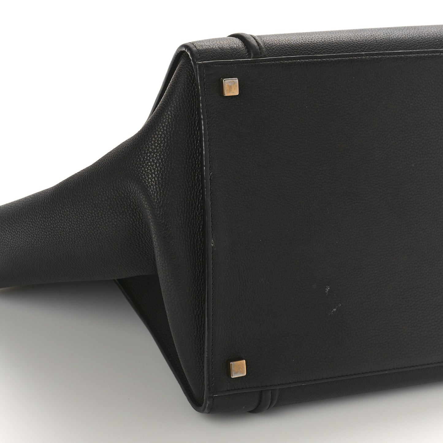 Supple Calfskin Medium Phantom Luggage Black