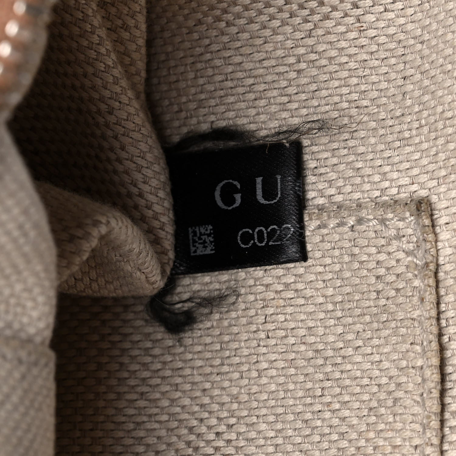 Gucci Pebbled Calfskin Small Soho Disco Bag Camelia 8 of 16