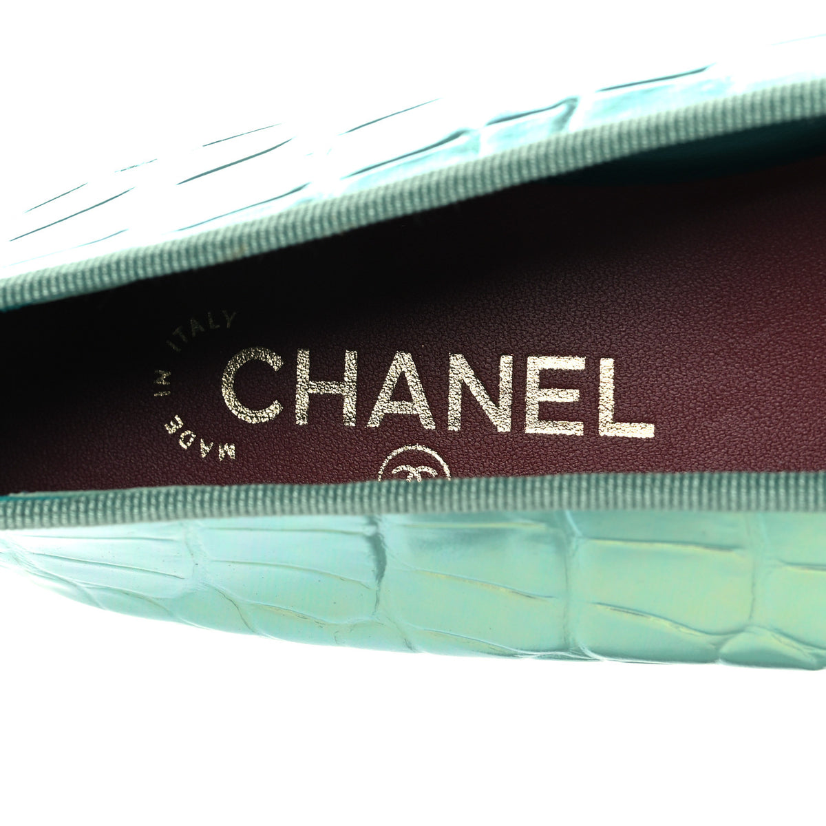 Iridescent Calfskin Crocodile Embossed Ballerina Flats 40 Green