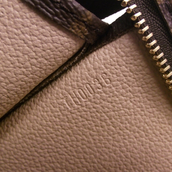 Louis Vuitton Monogram Poche Toilette 26 7 of 8