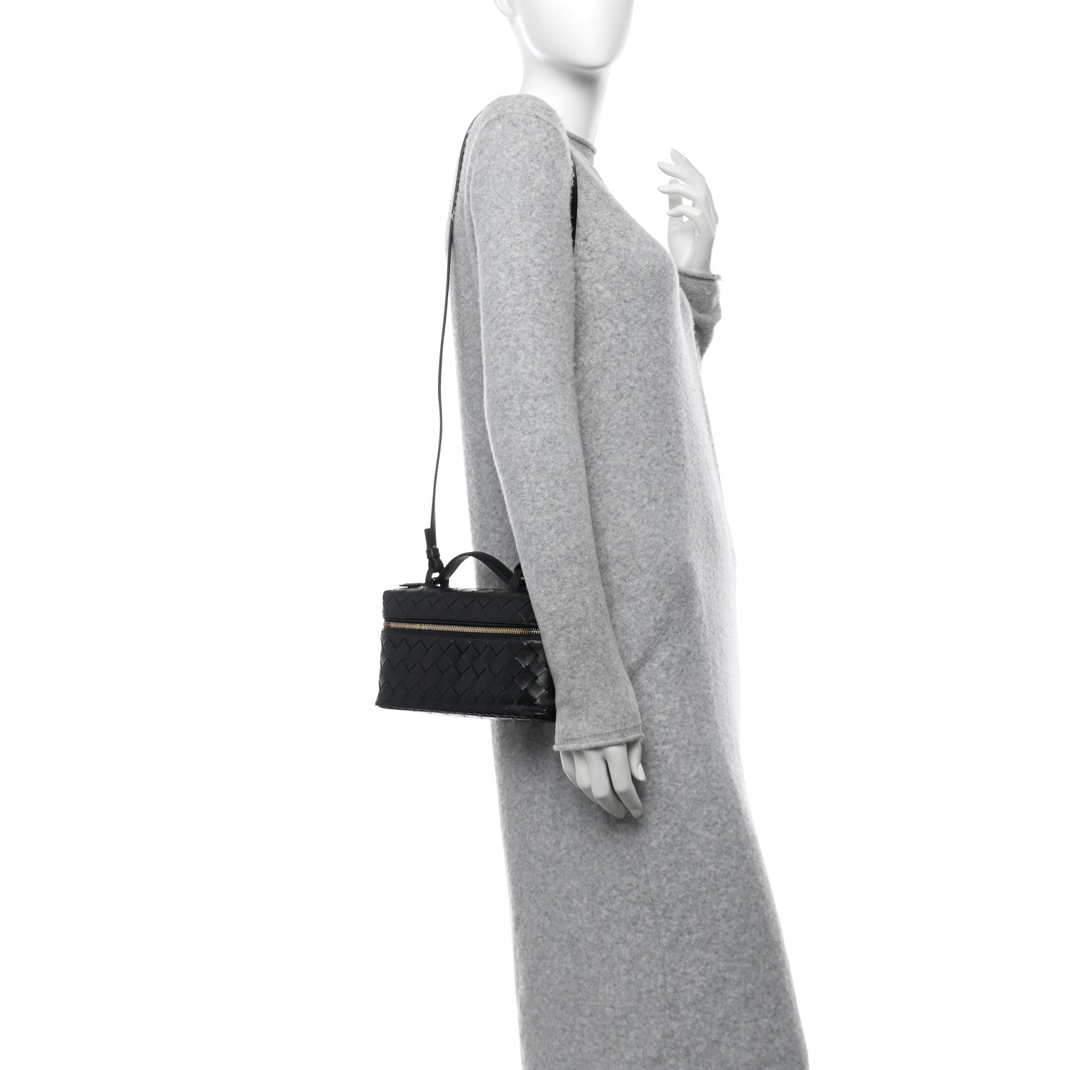 Bottega Veneta Calfskin Intrecciato Bang Bang Vanity Case Black 2 of 11