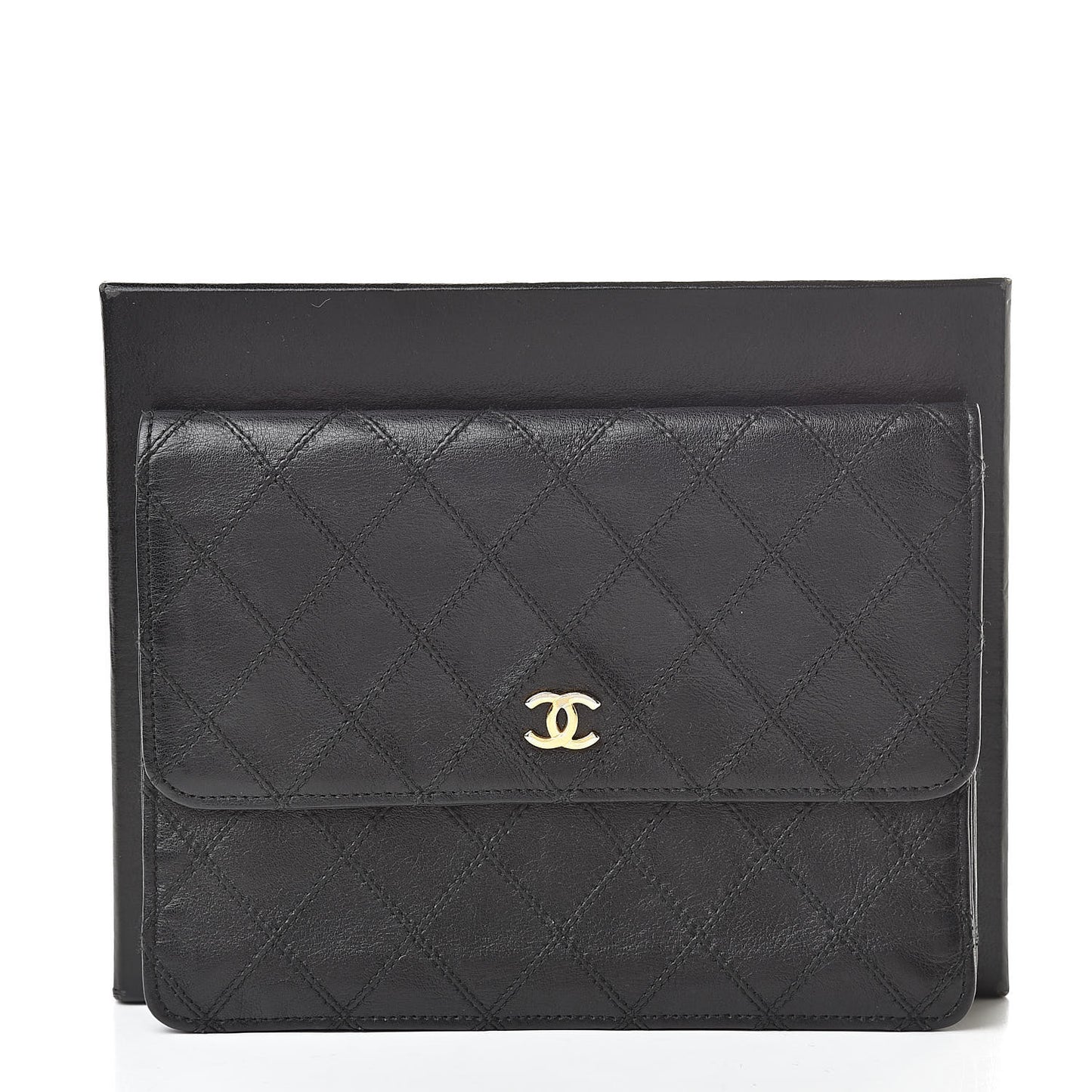 Lambskin Diamond Stitch Compact Pouch Black