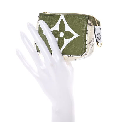 Louis Vuitton Monogram Giant Micro Pochette Accessories Kaki White 2 of 8