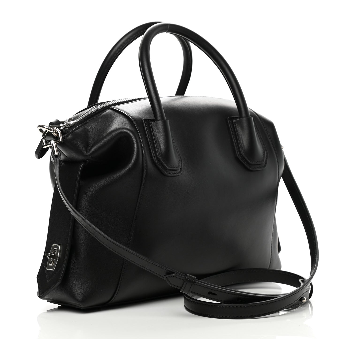 Smooth Calfskin Small Soft Antigona Black