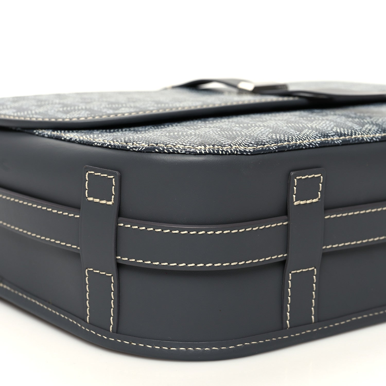 Goyard Goyardine Belvedere II MM Messenger Bag Grey 8 of 10