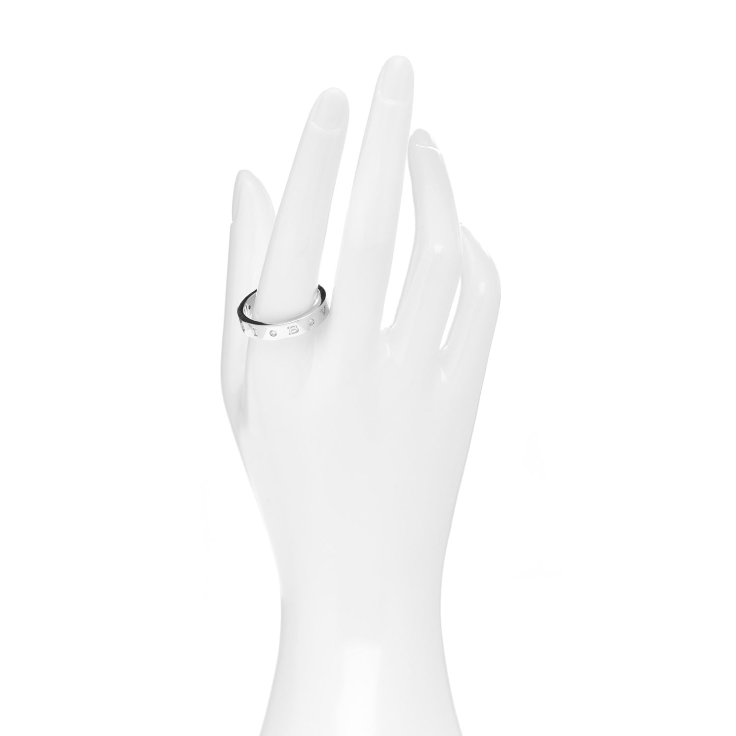 18K White Gold 7 Diamond B.Zero1 Essential Band Ring 68 12.25